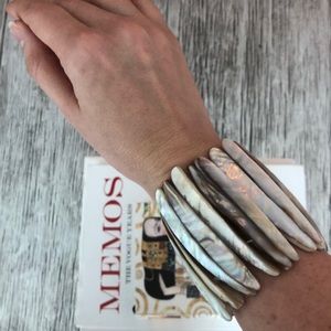 3/$10 Mother of Pearl Shell Bracelet
